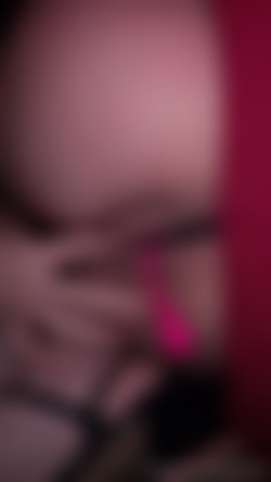 Astolfitoliz. LizyhS/fansly/LizyhS (9).mp4