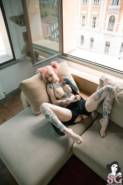 Ninaq/2021-12-02 Tainted Love/25.jpg